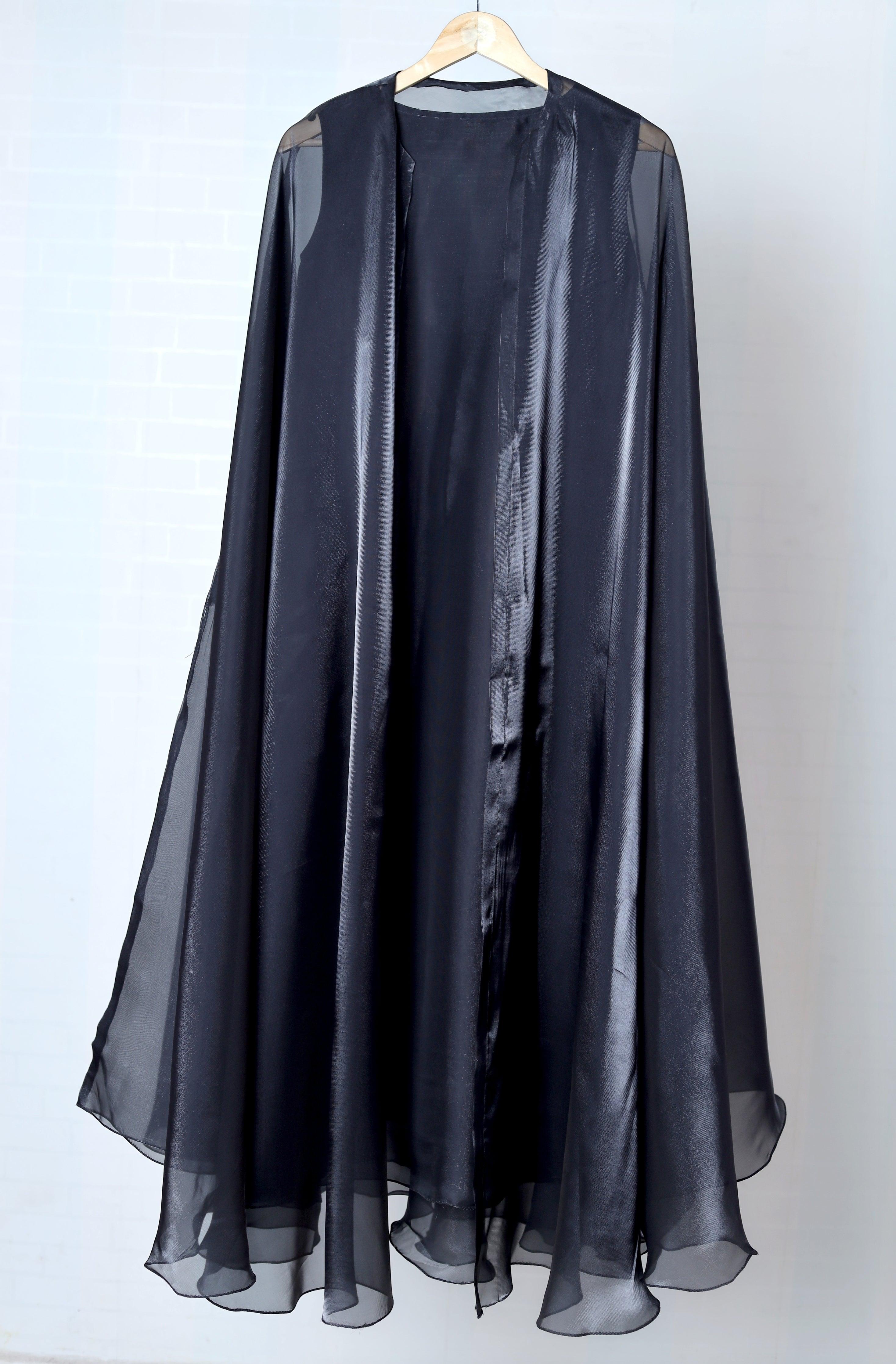 Black elegance abaya by Byren Lifestyle